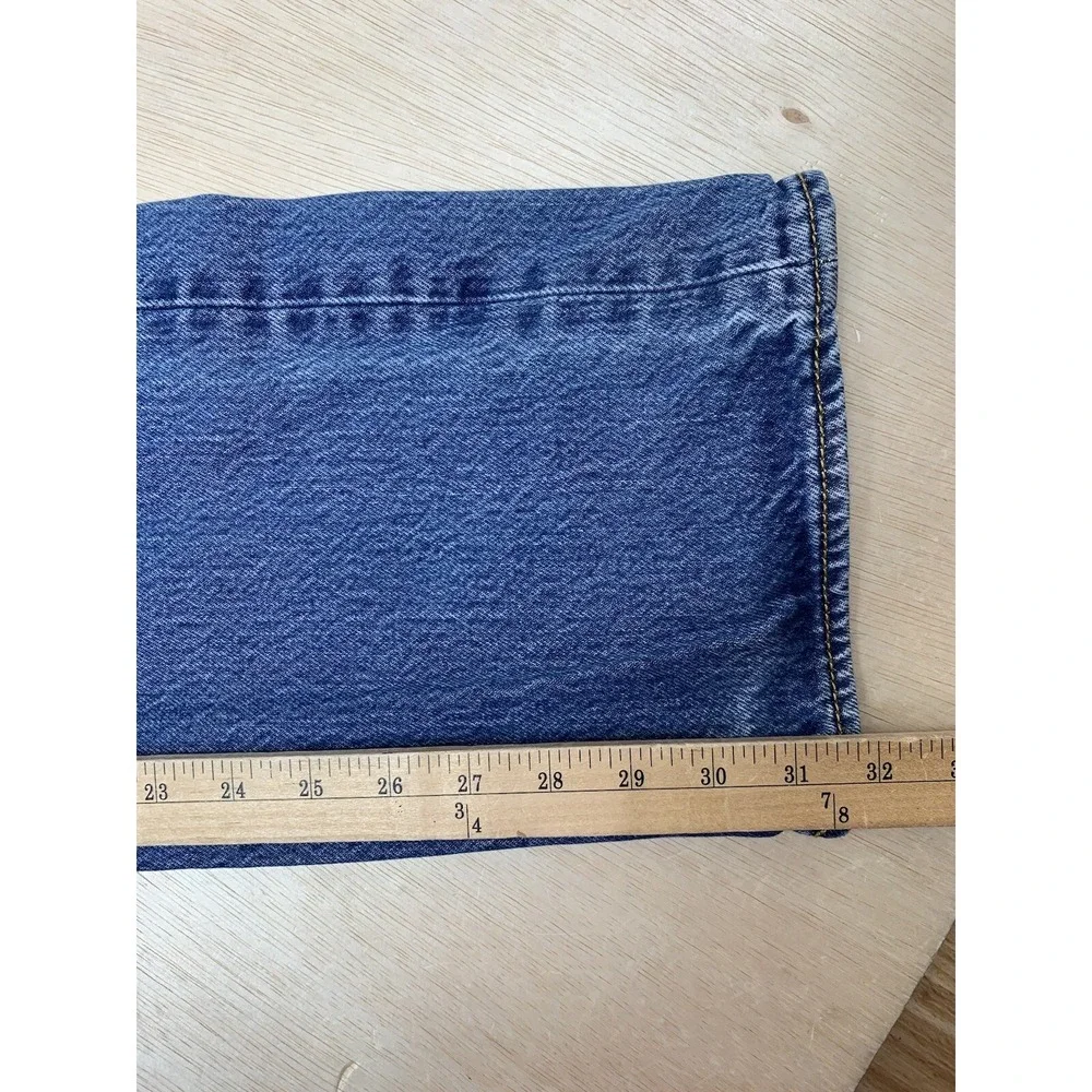 Levis please check
